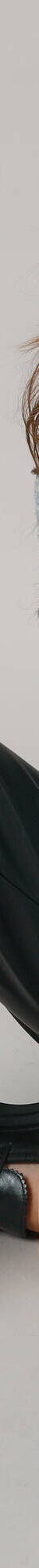 Pull col rond en laine mélangé, empiècement perles fantaisies (gris anthracite) Pull col rond en laine mélangé, empiècement perles fantaisies (gris anthracite)